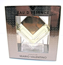 Profumo donna eau essence - eau, d'essence