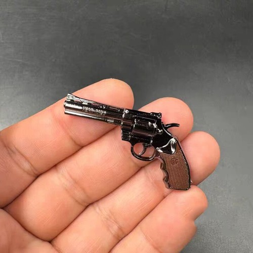 Pistola giocattolo revolver - , in