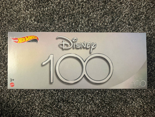 Hot wheels premium disney 100 - hot,