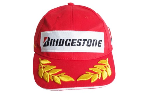 Cappello estivo rosso vintage