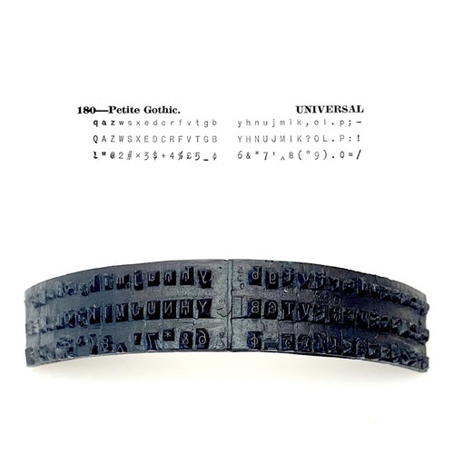 180 petite gothic - n.,