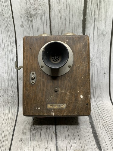 Antico telefono inter