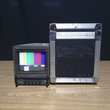 Monitor Sony 5" PVM-6041Q Trinitron CRT con custodia in metallo