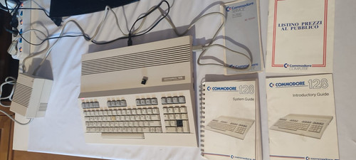 Commodore 128 c128 computer - 128,