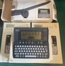 Psion Series 3 128k RAM Pocket Computer 1991 Boxato + 2 Manuali Vintage PDA FUNZIONANTE