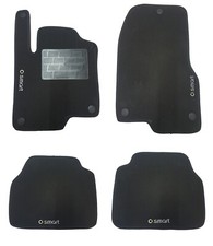 TAPPETI TAPPETINI AUTO PER SMART FORFOUR 454 IN MOQUETTE CON 4 LOGHI E 6 FIX