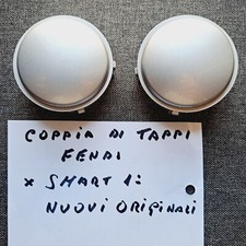 Coppia di tappi fendi per smart 1°450 anni 2000/2007  colore argento nuovi orig.