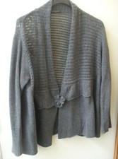 MAGLIA GRIGIA LAVORATA CON