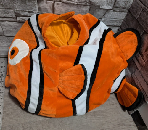 Disney store escl costume - store, escl.