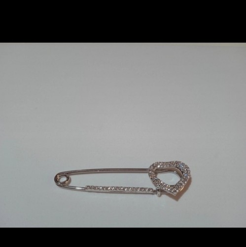 Spilla gioiello con cuore