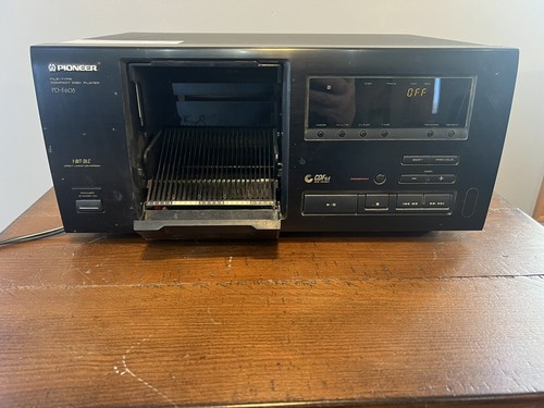 Pioneer disc player - pioneer, cd