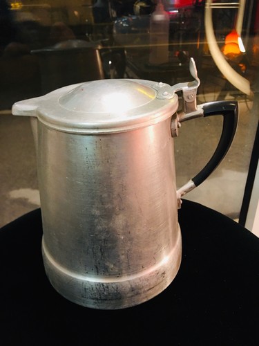 Vecchia caraffa alluminio - caraffa,