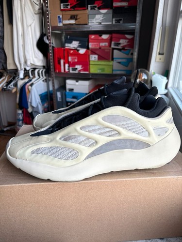 Adidas yeezy boost 700 azael - adidas,