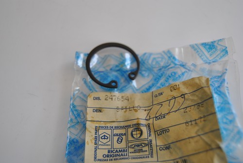 Anello elastico seeger