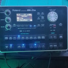 Roland BK 7M