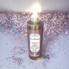 The Rerum Natura shampoo per