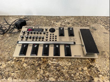 Pedale multieffetto chitarra BOSS GT-6 usato con adattatore AC - spedizione USA