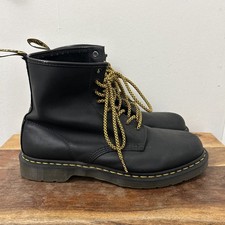 Stivali stringati Dr Martens