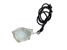 CRISTALLOTERAPIA - COLLANA CON PENDENTE NATURALE