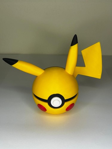 Pokeball pikachu - pokeball,