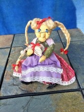 Apple Dumpling Grandma Bambola