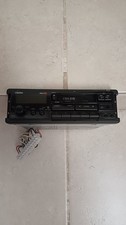 autoradio con mangia-cassette