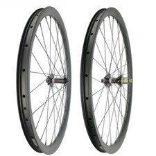 Set ruote 29er MTB XC carbonio