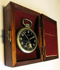 Revue Thommen R. Orologio da osservazione L. M. firmato Nav B-Uhr Reichsluftwaffe WW2