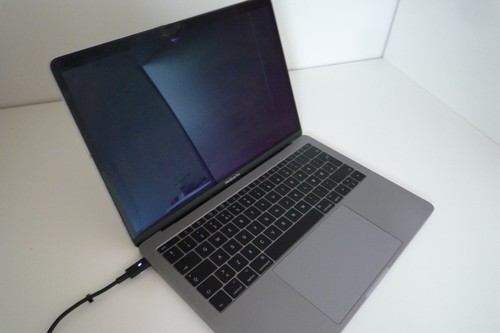 Apple macbook pro - apple,