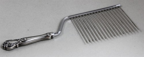 Vintage web cake breaker - cake,