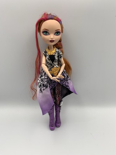 Bambola monster high holly - high,