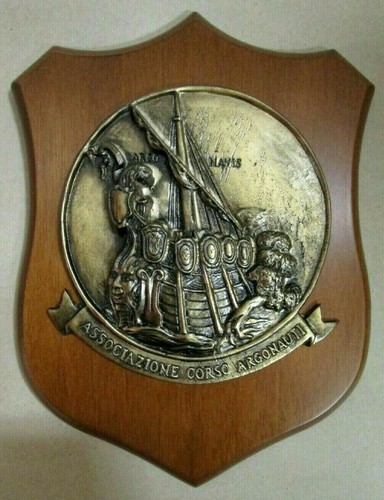 Crest coat arms - crest,