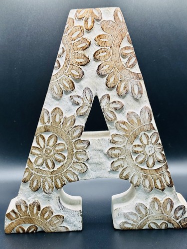 Alfabeto legno a monogramma - a,