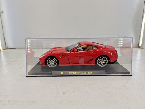 Modellino auto scala 24 - auto,
