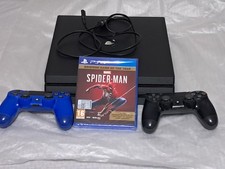playstation 4 pro + 2 controller + marvel spiderman 1 (gioco nuovo) 