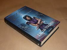 Licia Troisi, Leggende del