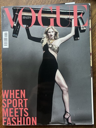 Italia vogue magazine august - vogue,