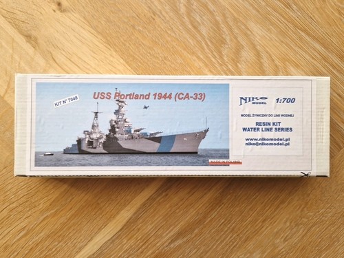 Niko models 700 - 1/700, "uss