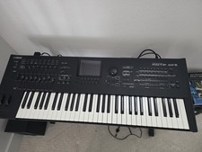 Workstation Yamaha MOTIF XF6 61 tasti con modulo di espansione memoria flash FL512MB.