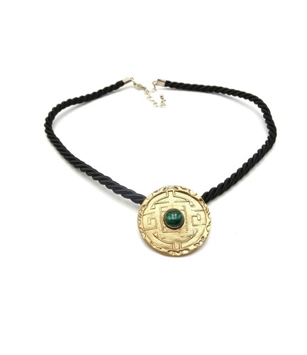 Collana con ciondolo