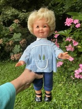 Bambola Pierino Furga vintage anni ‘60 con abiti, scarpe e matite originali.