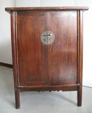 Credenza antica. Epoca 1800