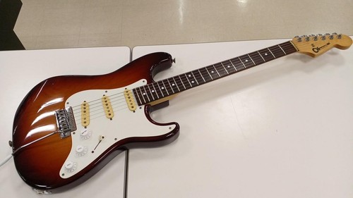 Charvel cst 050 sunburst made - charvel,