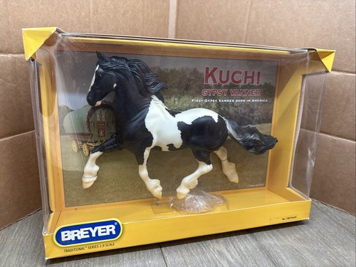 Breyer horse 1353 - kuchi, black