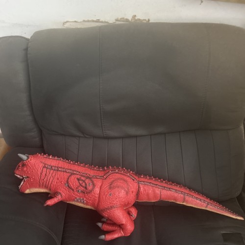 Vintage carnotaurus disney - vintage,