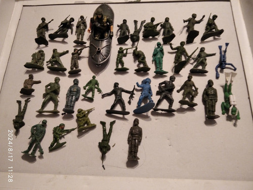 Lotto soldatini militari 32 - lotto, militari-1/32