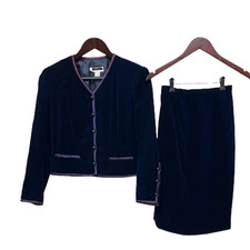 Completo giacca e gonna in