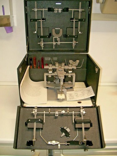 Articolatore dentale