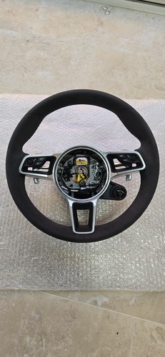 Volante sportivo originale