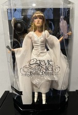 Barbie Stevie Nicks Bella Donna bambola vestito bianco IN MANO SPEDISCO SUBITO